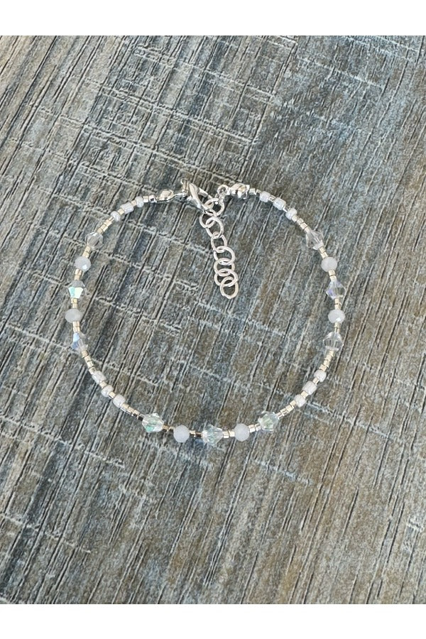 PULSERA CRISTALES Y BLANCO (J-11)